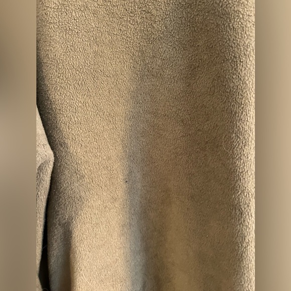 Aerie Green Sweater - Picture 2 of 3